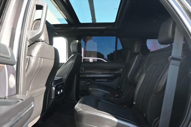 used 2018 Ford Expedition car, priced at $24,295