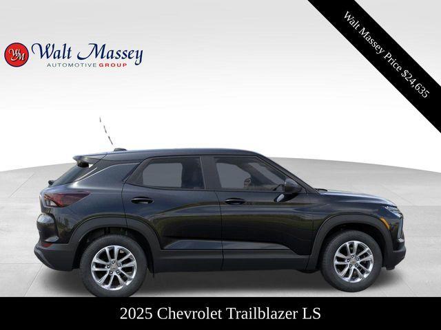 new 2025 Chevrolet TrailBlazer car, priced at $24,235