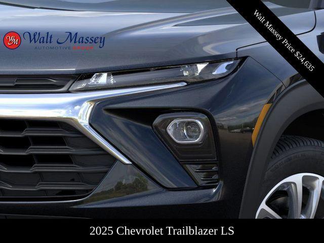 new 2025 Chevrolet TrailBlazer car, priced at $24,235