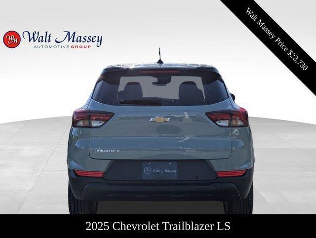 new 2025 Chevrolet TrailBlazer car, priced at $23,730