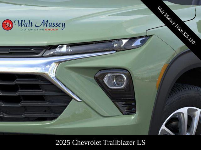 new 2025 Chevrolet TrailBlazer car, priced at $25,130