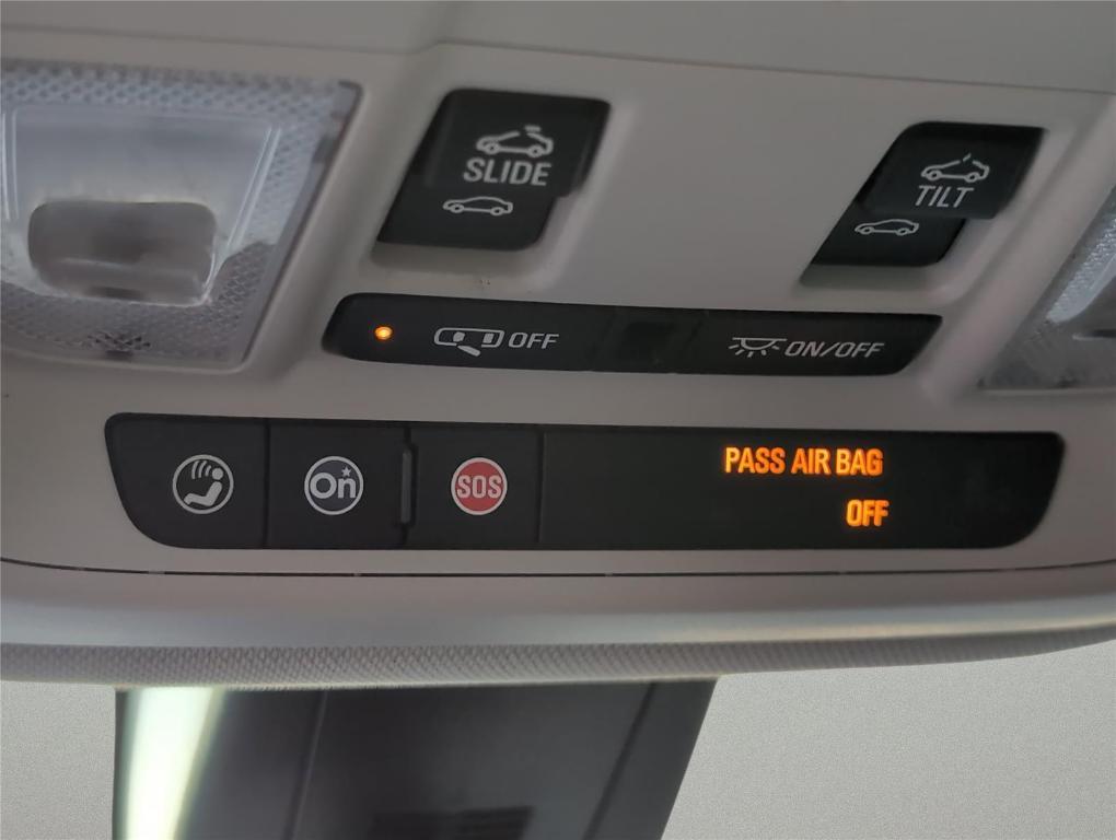 used 2018 Chevrolet Traverse car, priced at $16,999