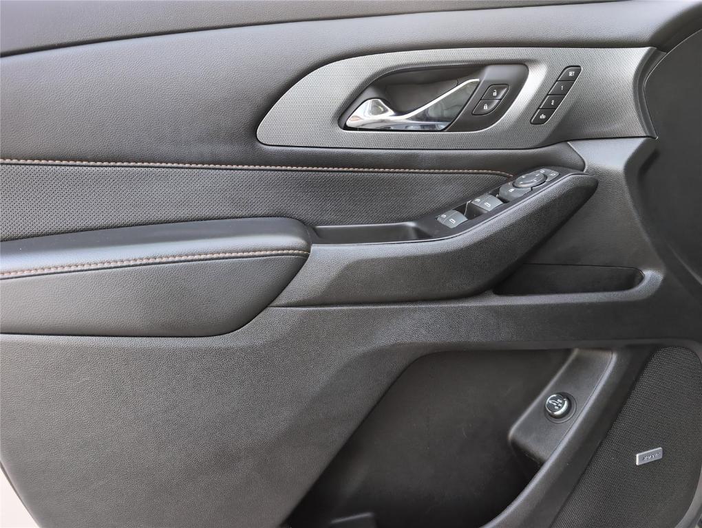 used 2018 Chevrolet Traverse car, priced at $16,999
