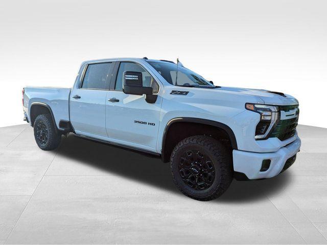 new 2024 Chevrolet Silverado 3500 car, priced at $79,690