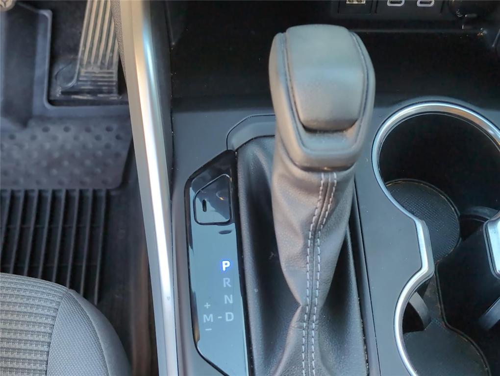 used 2023 Toyota Highlander car, priced at $31,489