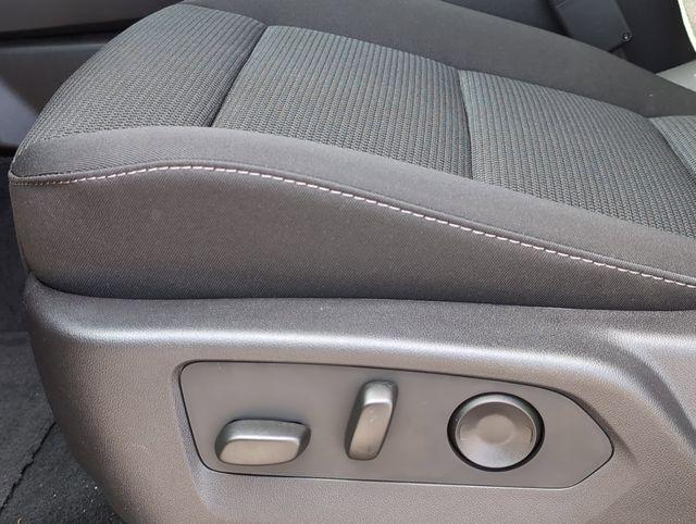 new 2025 Chevrolet Colorado car, priced at $39,025