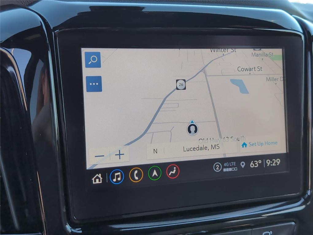 used 2023 Chevrolet Traverse car, priced at $32,499