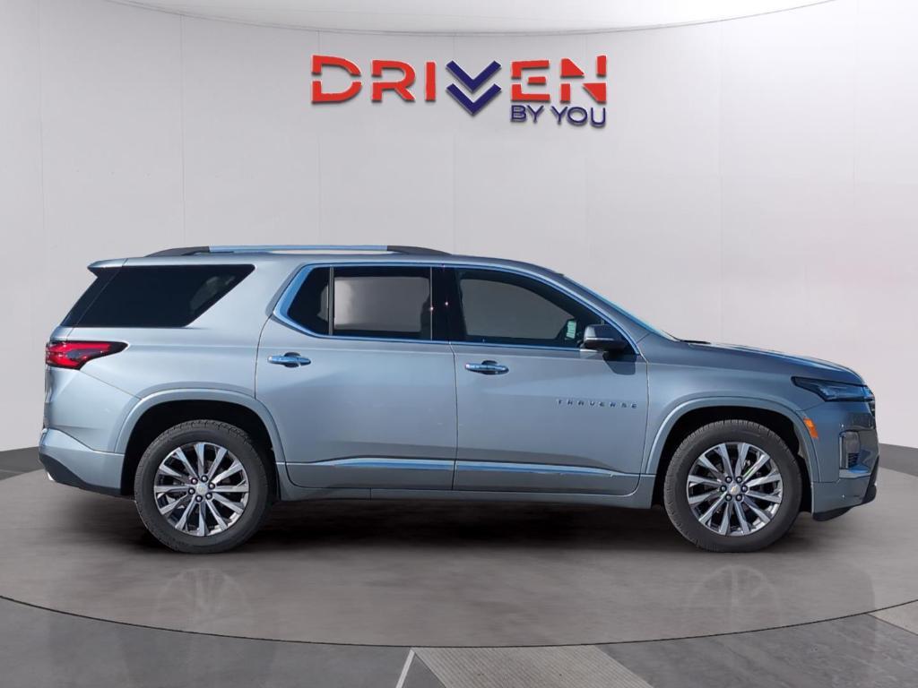 used 2023 Chevrolet Traverse car, priced at $32,499