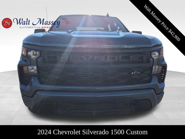 new 2024 Chevrolet Silverado 1500 car, priced at $42,900