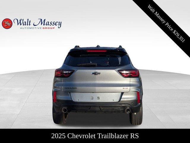 new 2025 Chevrolet TrailBlazer car, priced at $29,351