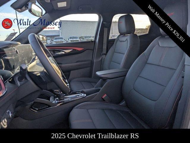 new 2025 Chevrolet TrailBlazer car, priced at $29,351