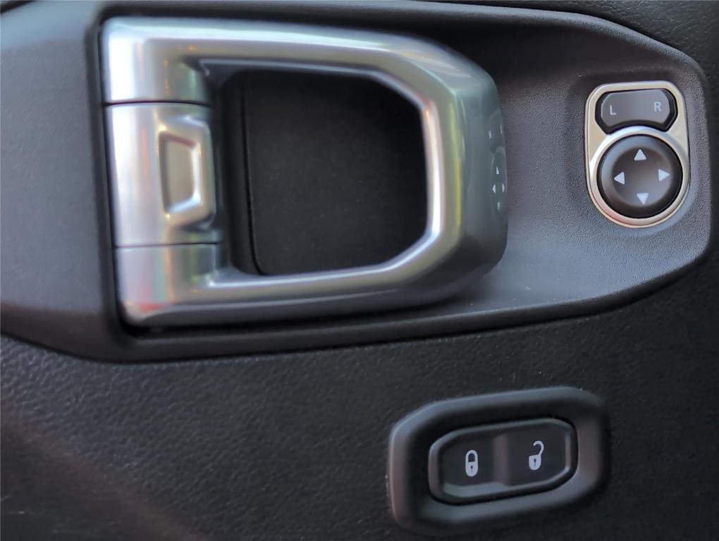 used 2021 Jeep Wrangler Unlimited car, priced at $23,999