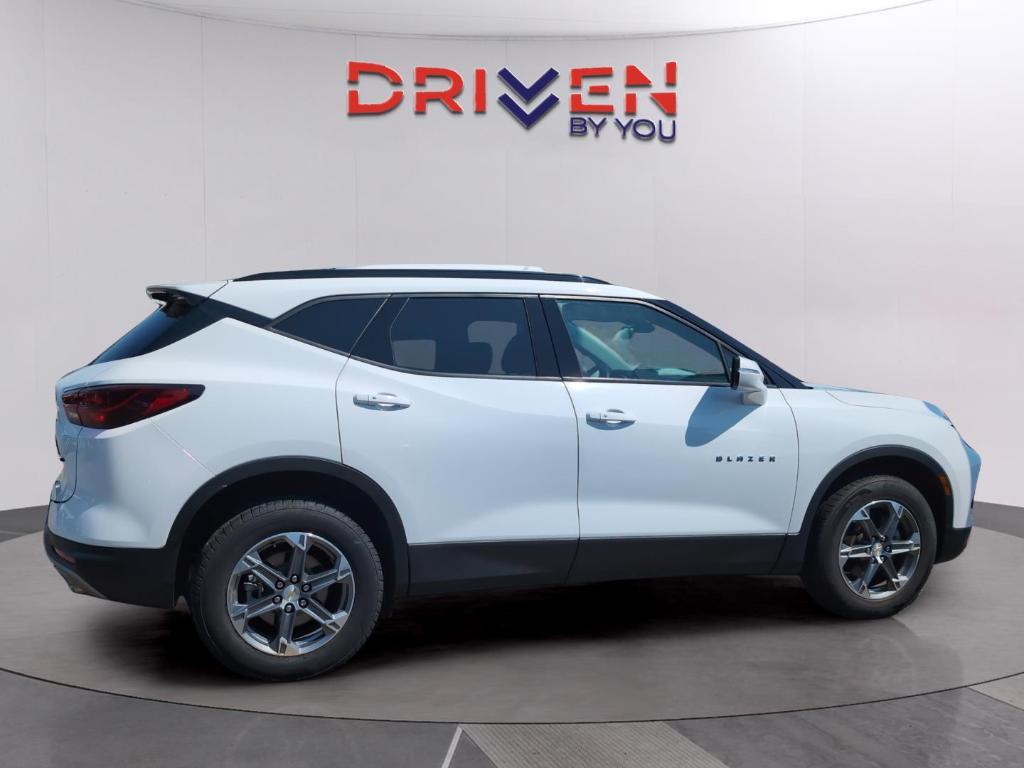 used 2024 Chevrolet Blazer car, priced at $25,299