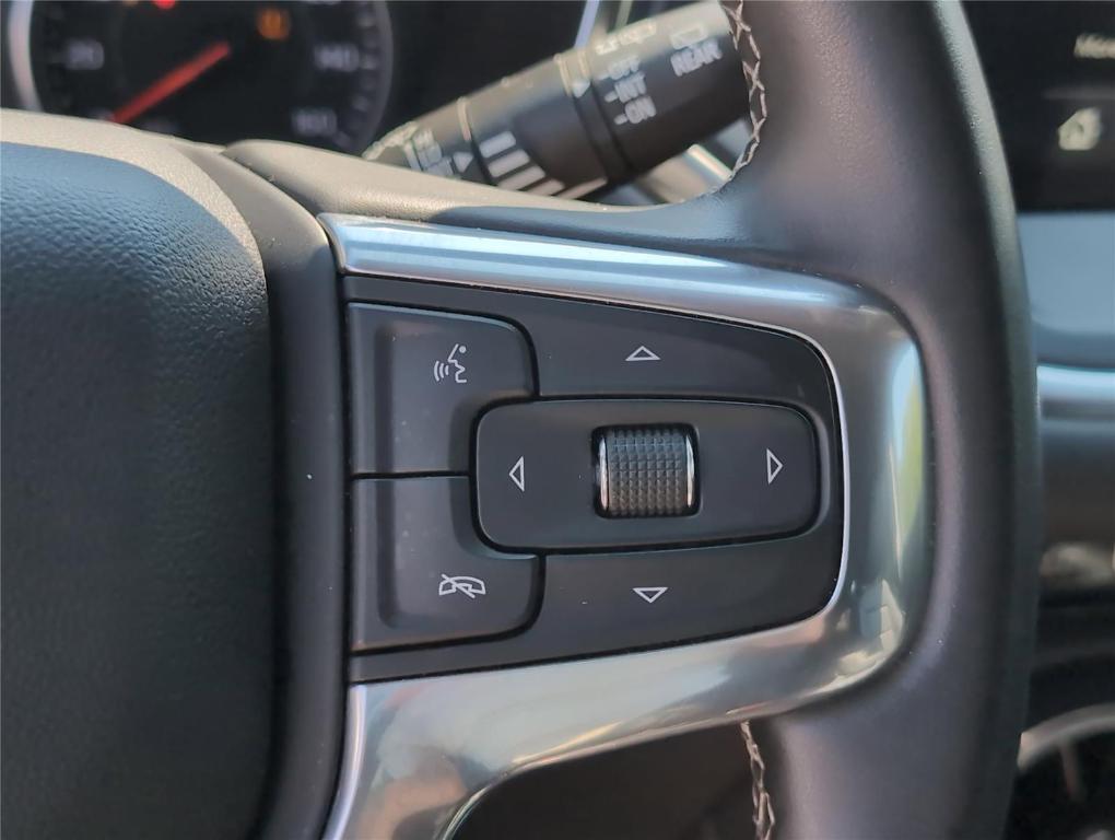 used 2024 Chevrolet Blazer car, priced at $25,299