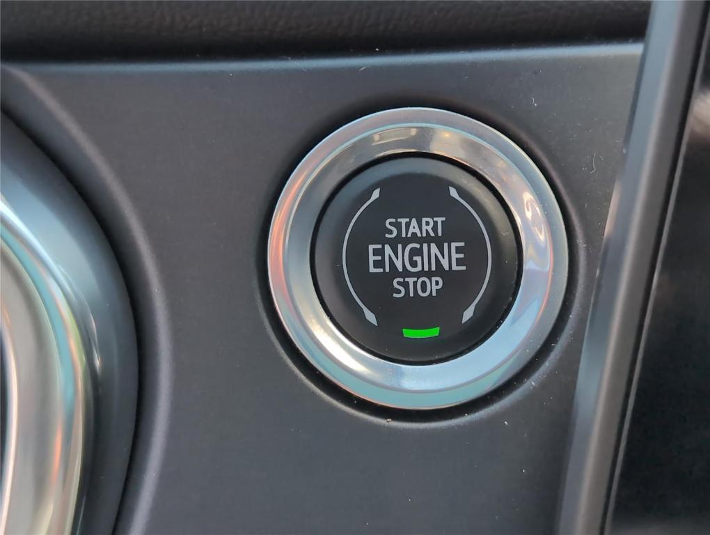 used 2024 Chevrolet Blazer car, priced at $25,299