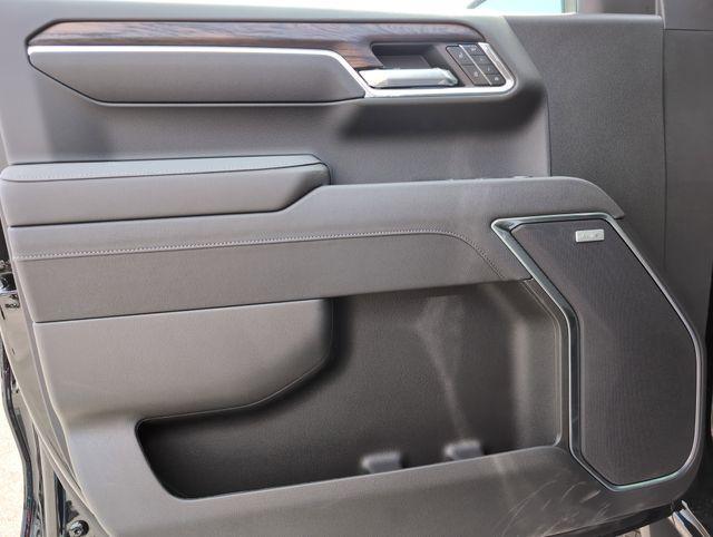 new 2025 GMC Sierra 1500 car, priced at $60,368