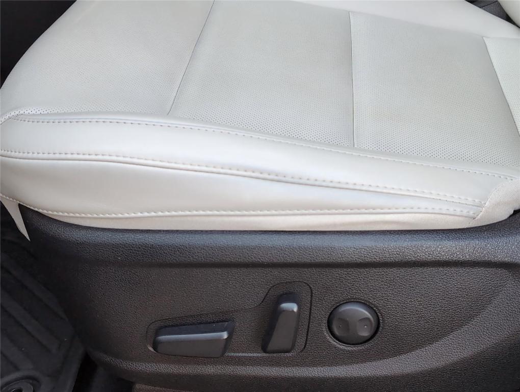 used 2024 Kia Telluride car, priced at $34,399