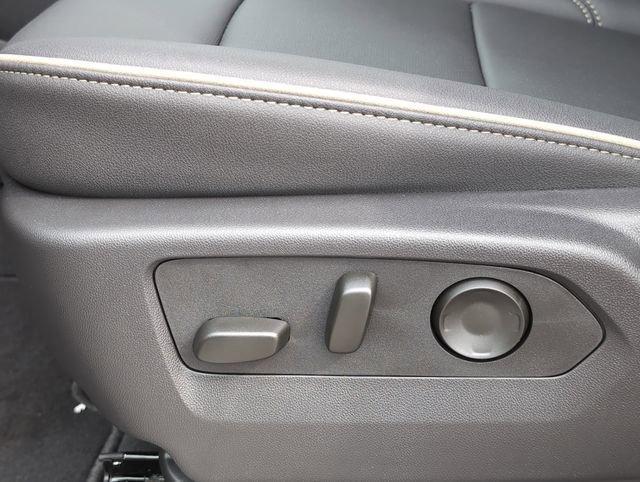 new 2025 Chevrolet Suburban car, priced at $77,394