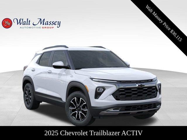 new 2025 Chevrolet TrailBlazer car, priced at $30,115