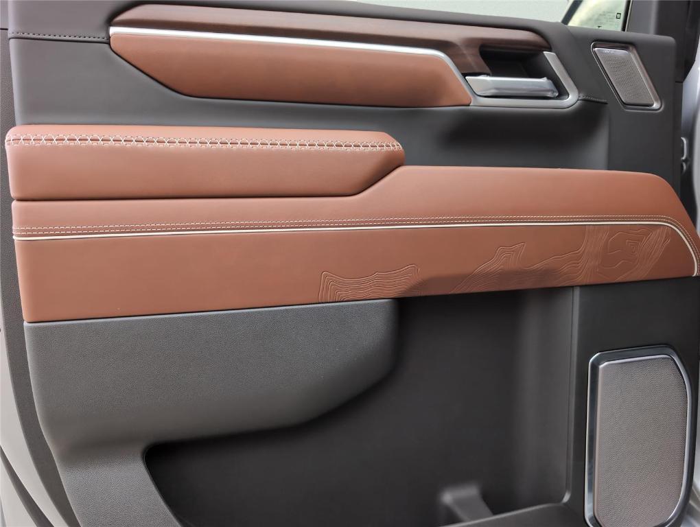 new 2026 GMC Sierra 2500 car, priced at $91,645