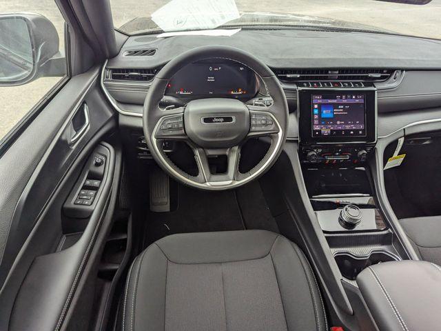 new 2025 Jeep Grand Cherokee car, priced at $37,965