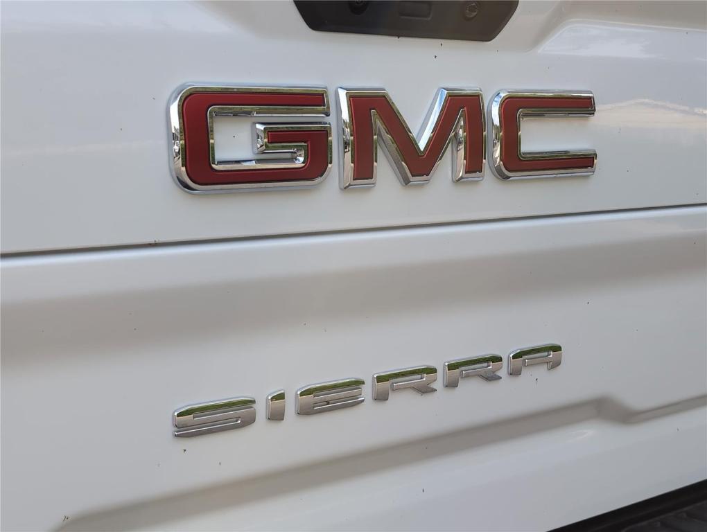 new 2026 GMC Sierra 2500 car, priced at $84,135