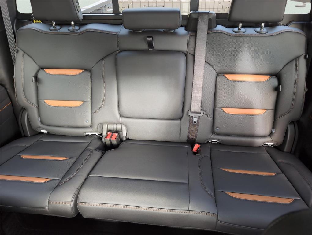 new 2026 GMC Sierra 2500 car, priced at $84,135