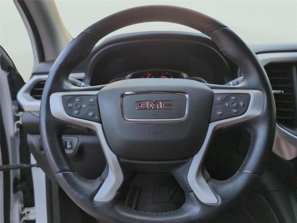 used 2022 GMC Acadia car, priced at $25,999