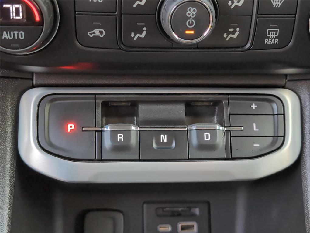 used 2022 GMC Acadia car, priced at $25,999