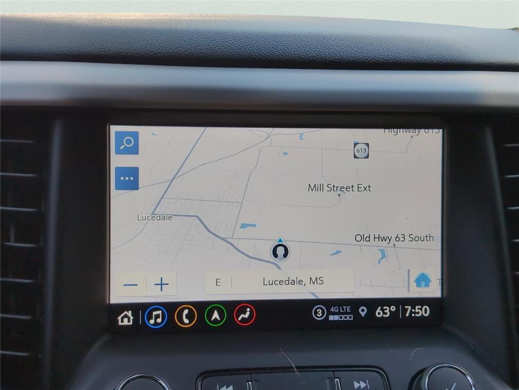 used 2022 GMC Acadia car, priced at $25,999