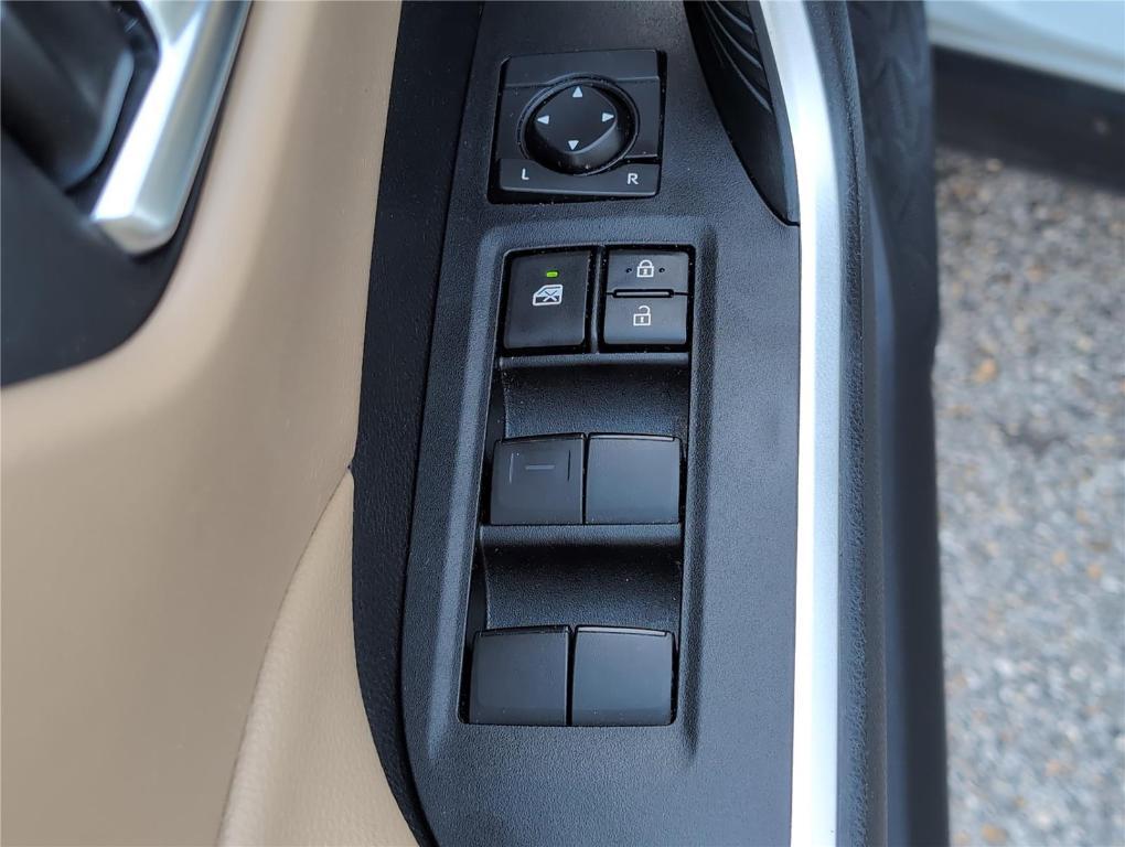 used 2021 Toyota RAV4 car, priced at $18,899