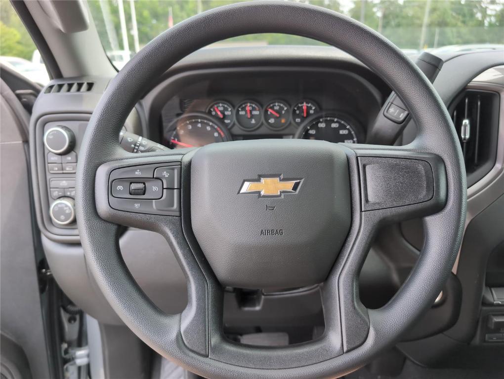 new 2025 Chevrolet Silverado 1500 car, priced at $42,152