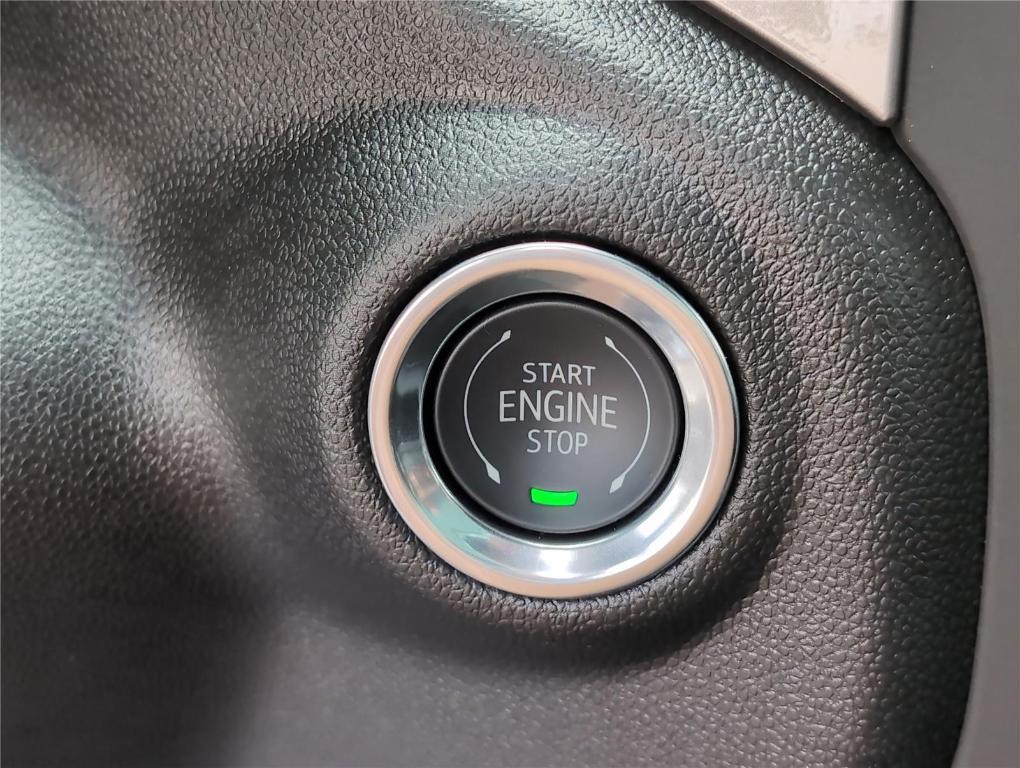 new 2025 Chevrolet Silverado 1500 car, priced at $42,152