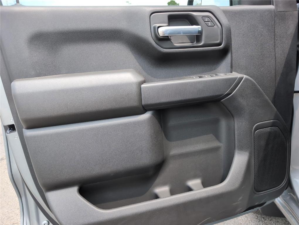 new 2025 Chevrolet Silverado 1500 car, priced at $42,152