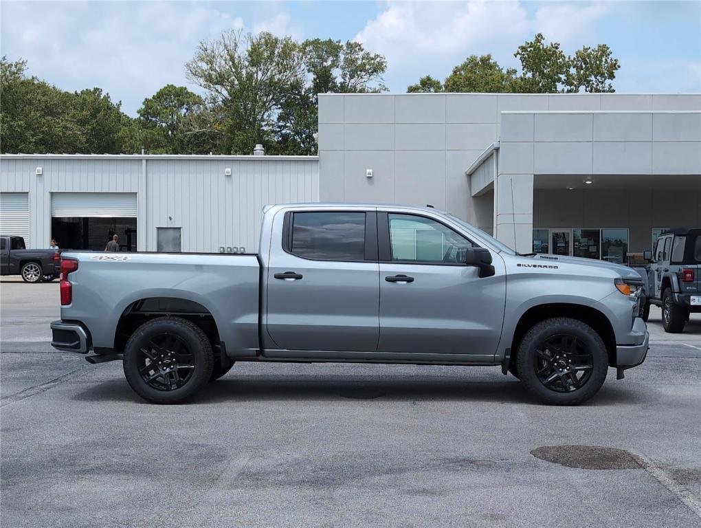 new 2025 Chevrolet Silverado 1500 car, priced at $42,152