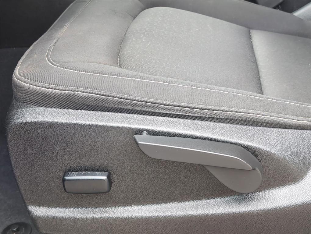 used 2022 GMC Canyon car, priced at $25,858
