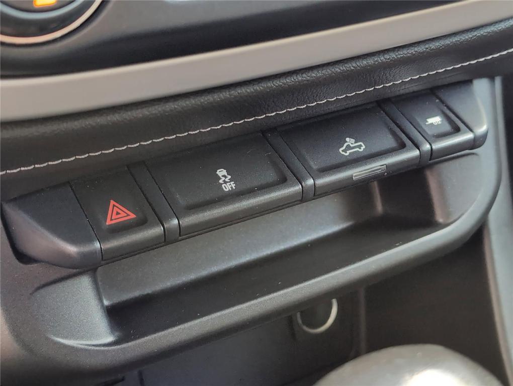 used 2022 GMC Canyon car, priced at $25,858