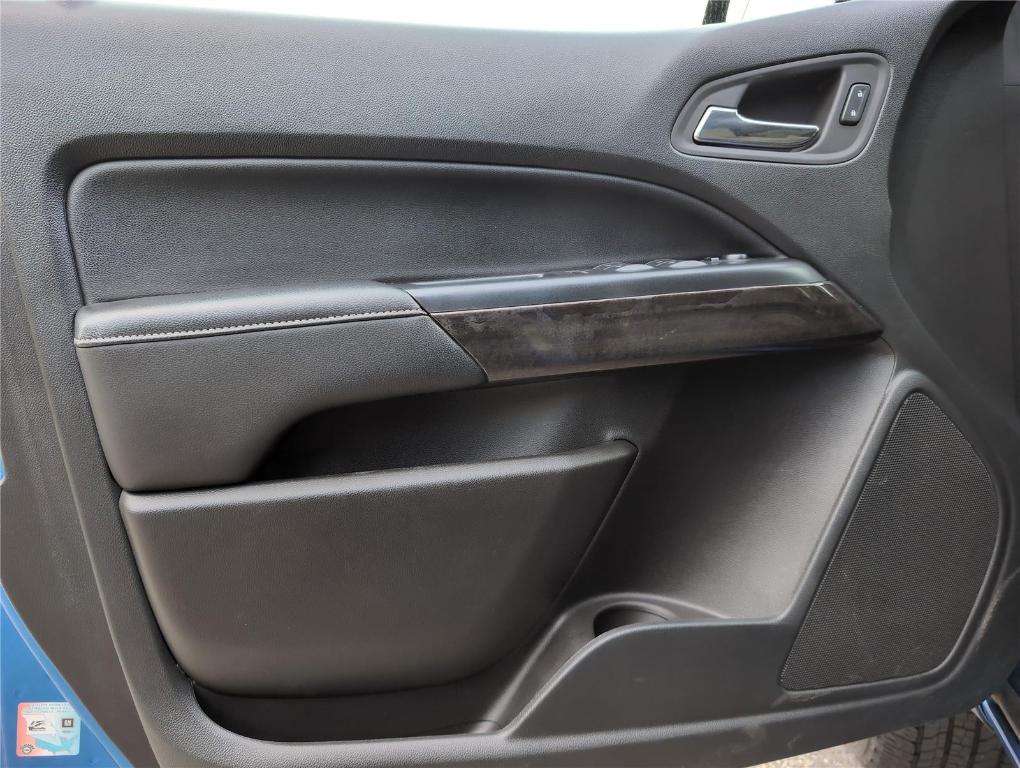 used 2022 GMC Canyon car, priced at $25,858