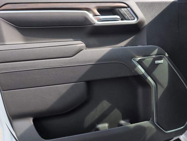 new 2025 GMC Sierra 1500 car, priced at $60,374