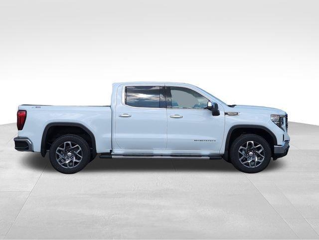 new 2025 GMC Sierra 1500 car, priced at $60,374