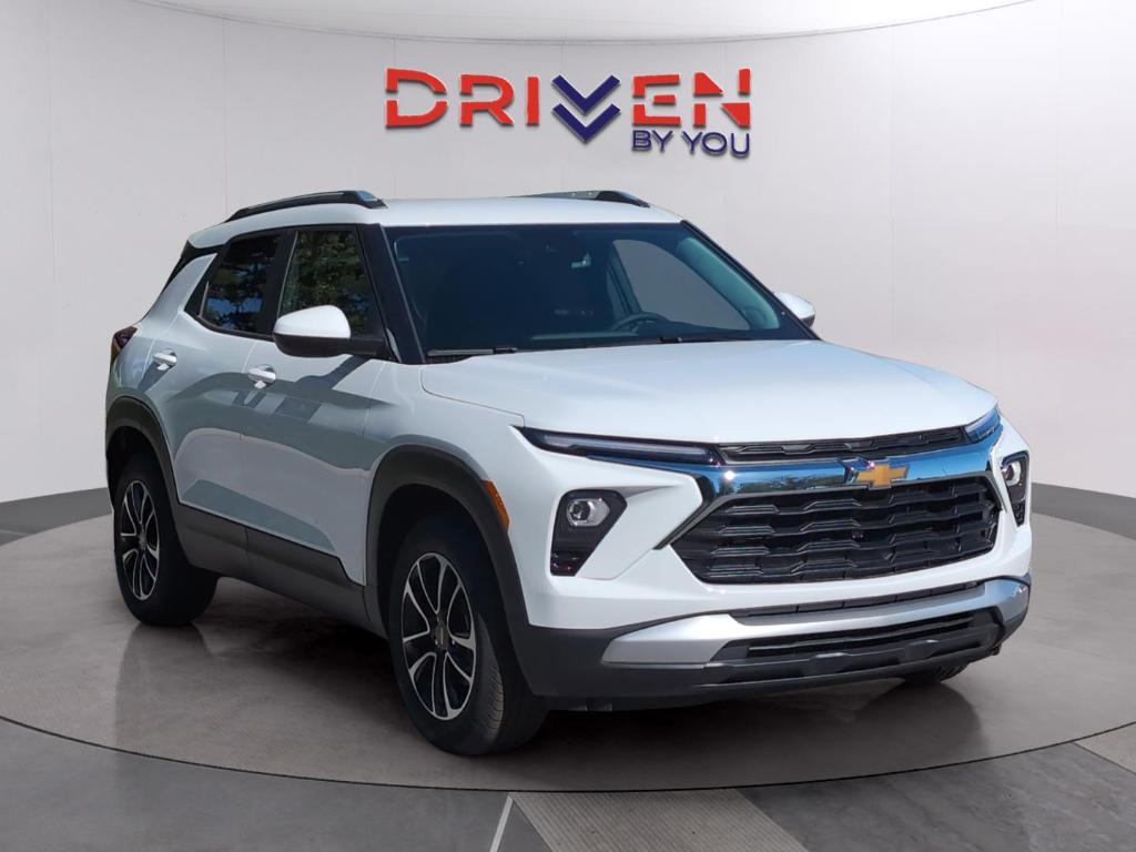 new 2026 Chevrolet TrailBlazer car, priced at $25,927