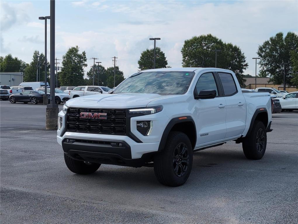 new 2025 GMC Canyon car, priced at $41,707