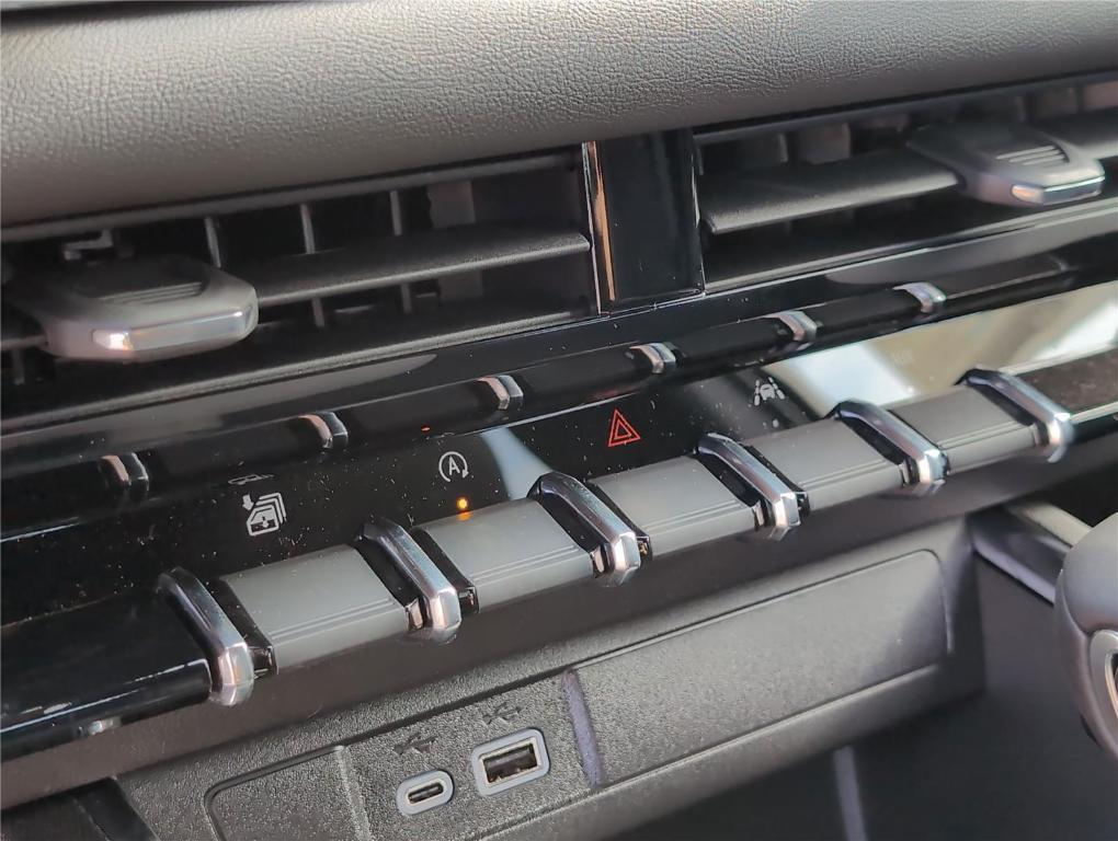 new 2025 GMC Canyon car, priced at $41,707