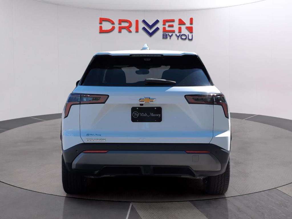 new 2026 Chevrolet Equinox car, priced at $30,931