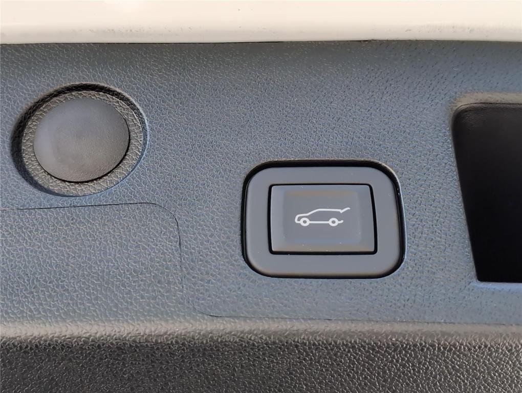 new 2026 Chevrolet Equinox car, priced at $30,931