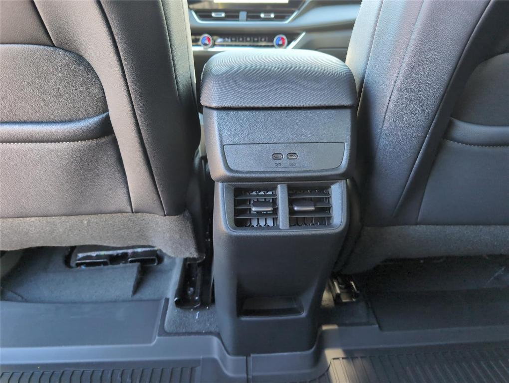 new 2026 Chevrolet Equinox car, priced at $30,931