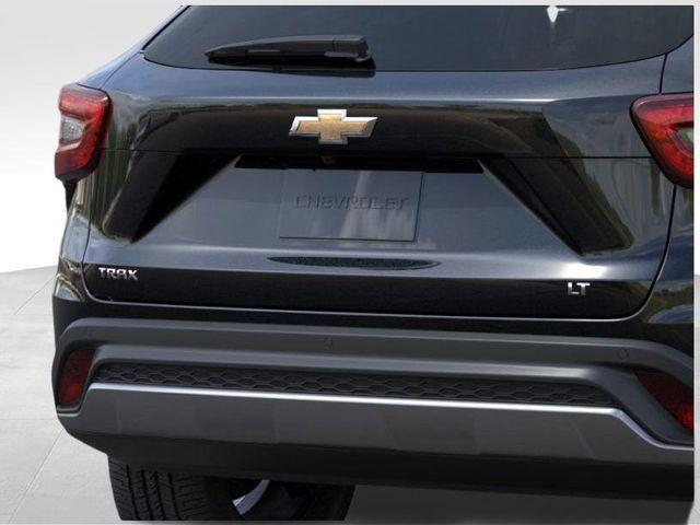new 2025 Chevrolet Trax car, priced at $25,765