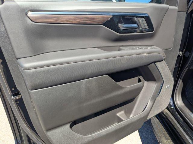 new 2025 Chevrolet Suburban car, priced at $79,419