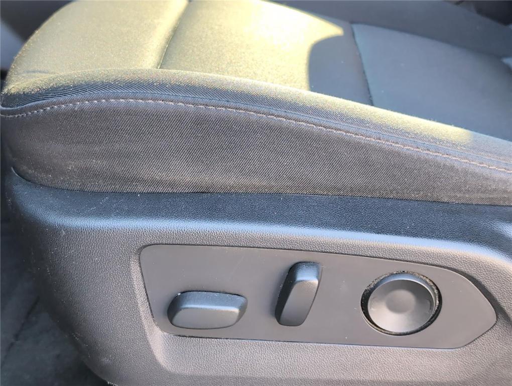 used 2023 Chevrolet Colorado car, priced at $32,999
