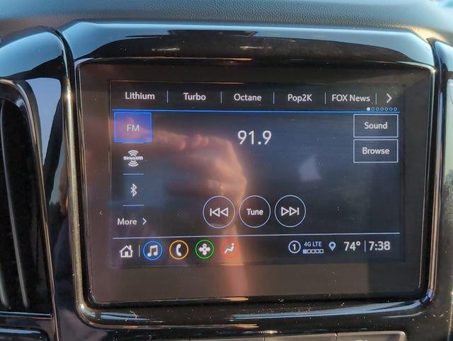 used 2023 Chevrolet Traverse car, priced at $28,199
